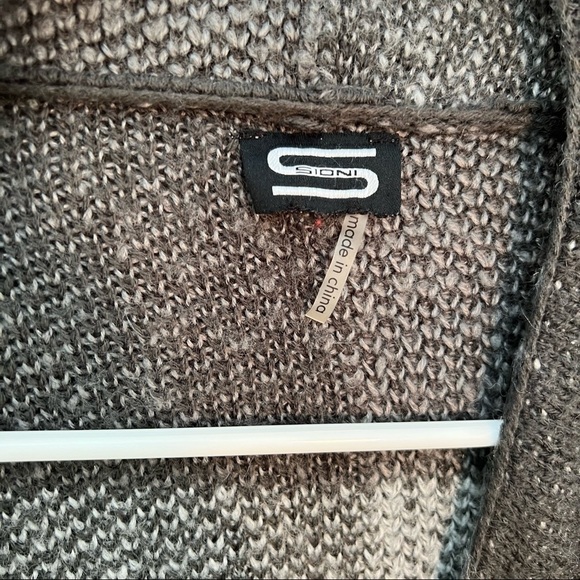 Sioni Waterfall Cardigan Gray Checkered - Picture 6 of 9